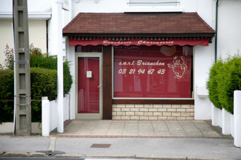 boucherie-ST DALMAS LE SELVAGE-min_france_frankreich_commerce_frankrijk_francia_delicatessen_butchery_charcuterie-424328